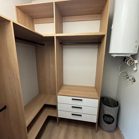 Modern 2-bedroom In *
